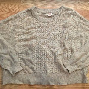 White cropped sweater🎃